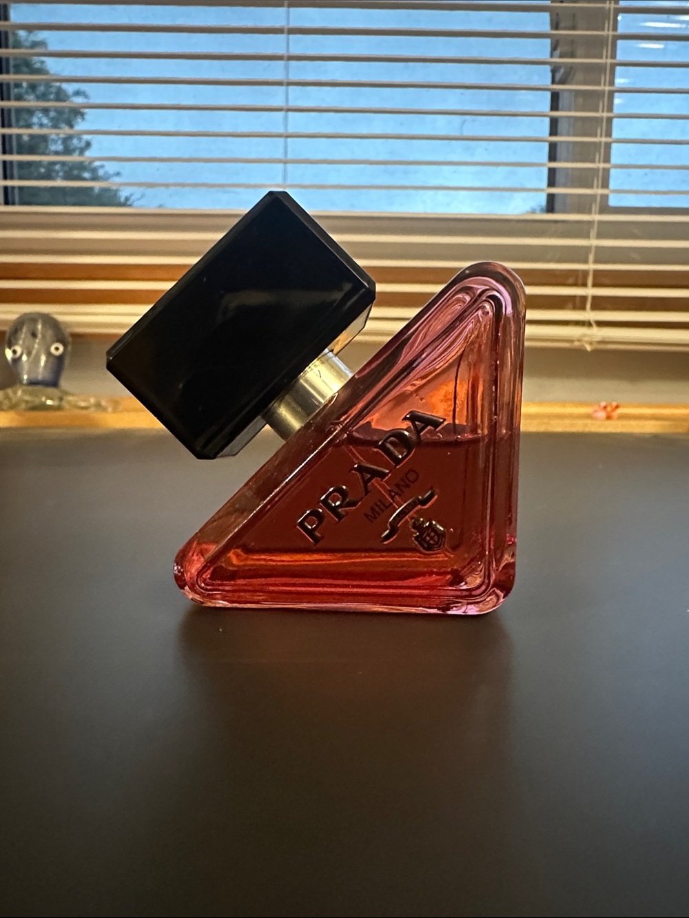 Prada Paradoxe Radical Essence Parfum